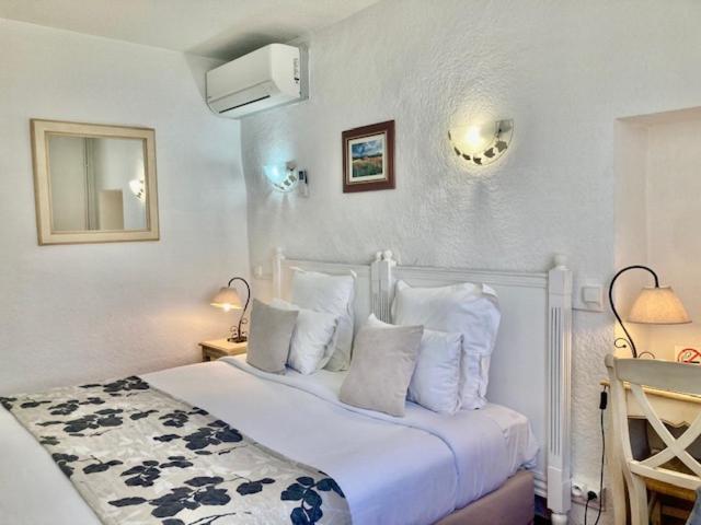 Hotel Porte De Camargue - Les Quais D'อาร์ลส์ ภายนอก รูปภาพ