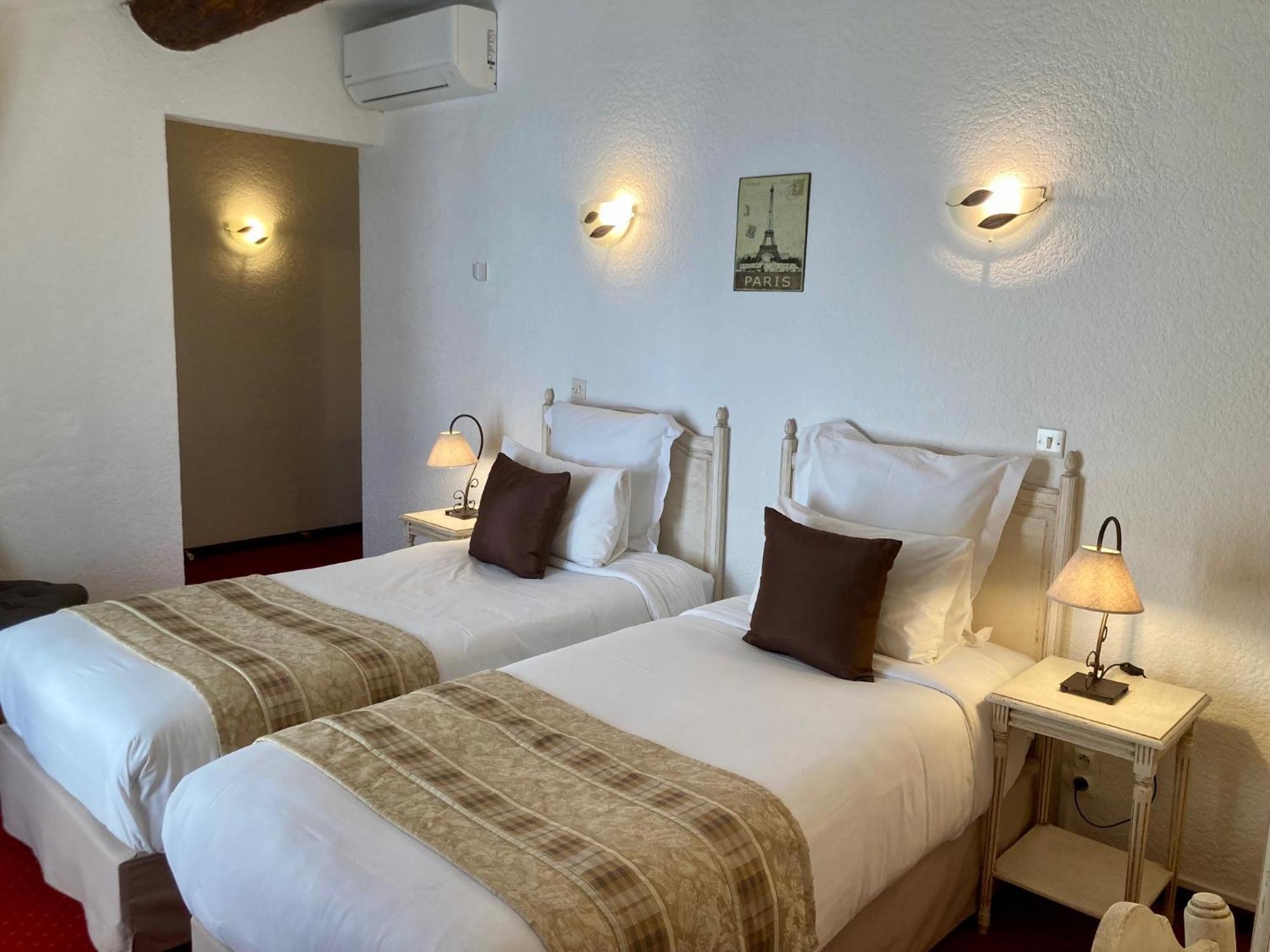 Hotel Porte De Camargue - Les Quais D'อาร์ลส์ ภายนอก รูปภาพ